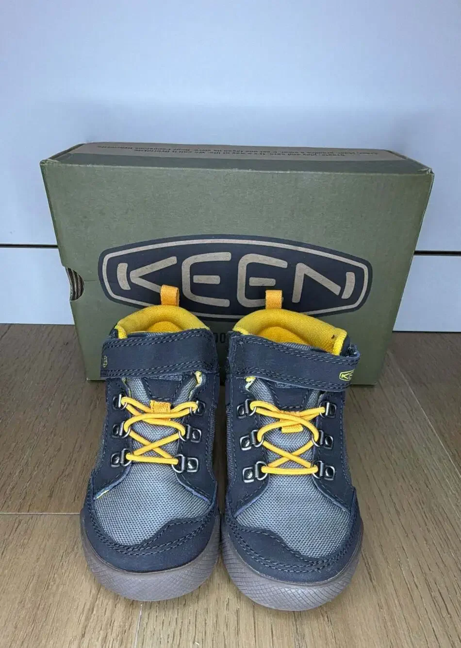 KEEN Encanto Wesley II High Top Children's Sneakers Raven/Steel Grey - Size US 8